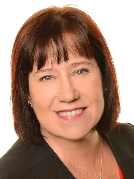 Portrait of Leslie Stirewalt